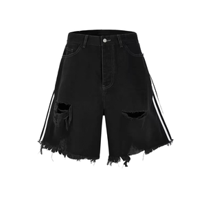 Shorts en jean baggy déchirés Y2K pour hommes, avec rayures latérales, coupe oversize, style streetwear, shorts amples pour l'été - Product Image 1