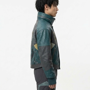 Chaqueta de Cuero Genuino para Hombre en Color Verde Azulado Oscuro, con Cuello Alto, Bordado Gráfico de Ojos y Parches, Estilo Motero - Product Image 3