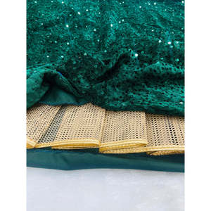Conjunto Elegante de Lehenga Choli de Fiesta para Mujer con Diseño de Lentejuelas - Product Image 2
