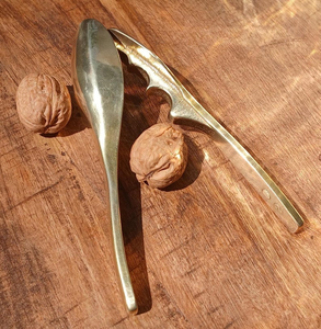 Casse-noix vintage en laiton massif, traditionnel indien Sarota Supari, coupe-noix de betel artisanal en laiton, pour la maison - Product Image 4