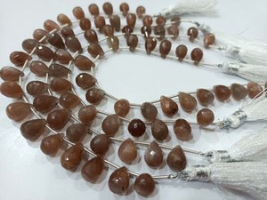 Perles facettées en pierre de lune chocolat brun naturel, forme goutte d'eau, 8x12mm, brin de 8 pouces de long - Product Image 3