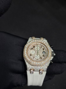 Luxury <b>Automatic</b> Diamond <b>Chronograph</b> 43mm Silicone Band Unisex Quartz Movement Sapphire Crystal Face Luminous Dial Auto Date - Product Image 3