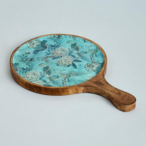 Assiette en bois arrondie de haute qualité avec design de fleurs élégant décoratif pour la maison et la table de restaurant pour servir des aliments par FWE - Product Image 4