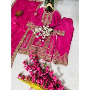 Ensemble Kurti Pant 3 pièces 
 
 5 paires de kurtis en tissu de soie chinon brodés de couleurs différentes, attrayants pour les fêtes, avec une coupe régulière - Product Image 2