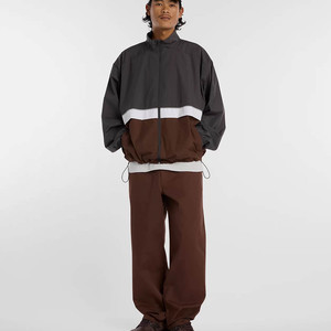 Latest Design Custom Logo <b>Zip</b> <b>Up</b> Windbreaker Men's <b>Jacket</b> Breathable Lightweight Water Resistant Fabric Softshell <b>Jacket</b> For Men - Product Image 2