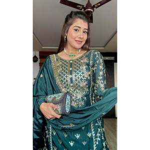 Ensemble haut-plazzo et dupatta de créateur pour robes de bal - Product Image 1