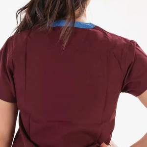 Camisetas Médicas Personalizadas OEM de Alta Calidad con Bolsillos, Camisetas de Laboratorio Médicas Disponibles en Todos los Colores y Tallas - Product Image 5