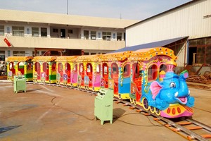 Manège sur rail 220V 2,2 kW, longueur <span class=keywords><strong>de</strong></span> rail 40m, surface couverte 8-12m, capacité 1500kg, équipement d'attraction pour fête foraine, fabricant - Product Image 5