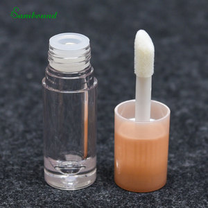 Custom Lip Gloss Tube With Large Brush Head 5.6ml InjectionMolded Bright Pink With Pearlescent Powder Empty Liquid Blush Bottle - Product Image 2