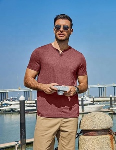 Camiseta de Manga Corta para Hombre Ever Glow, Color Sólido, Cuello Redondo, Secado Rápido, Informal, Tejido de Poliéster/Algodón, Color Granate - Product Image 3
