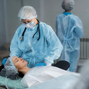 Abiti usa e getta X-Large blu 45 Pack 120 Pack 30 GSM in polipropilene abito isolante maniche lunghe cravatte in vita abbigliamento di sicurezza - Product Image 6