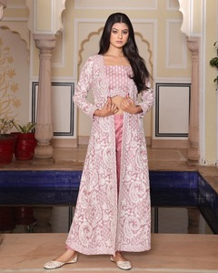 ชุดเสื้อและแจ็คเก็ตวิชิตราพรีเมียม พร้อมกางเกงผ้าซันตูนแบบเรียบ - Product Image 1