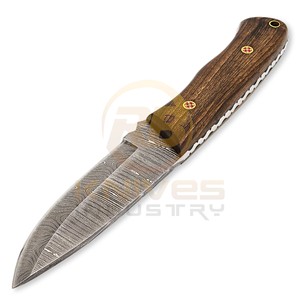 Couteau de chasse artisanal OEM personnalisé en acier Damas, manche en bois, lame fixe, pour le dépecage, le camping, la survie en extérieur, avec étui en cuir - Product Image 6