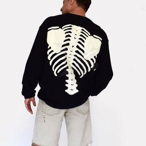 Sweat-shirt tendance avec motif en relief, en molleton doux 100% coton, écologique et infroissable, idéal pour l'hiver et les tenues décontractées - Product Image 4