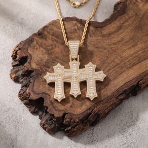 Collier pendentif croix triple couche personnalisé Hip Hop Iced Out en argent 925 micro-pavé Moissanite, bijoux bling pour homme - Product Image 6