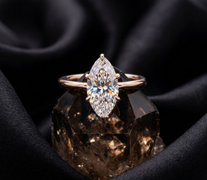 Bague de fiançailles moderne plaquée or 18K 14K avec diamant solitaire taille marquise, bijoux de mariée en diamant CVD, bague de promesse, cadeau pour femme - Product Image 1