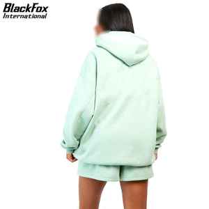 Conjunto Deportivo para Mujer, Uso Diario, Sudadera Verde con Capucha de Algodón, Pantalones Cortos con Cordón Ajustable, Diseño Sólido, Ecológico, Transpirable, de Lona - Product Image 5