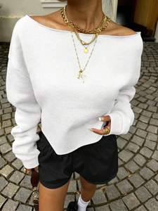 เสื้อครอปเปิดไหล่ผู้หญิง ผ้าฝ้ายฟลีซ 100% แต่งคริสตัลเล็กน้อย ทรงหลวม สไตล์ลำลอง สตรีทแวร์ เสื้อฮู้ดดี้สั่งทำได้ - Product Image 3