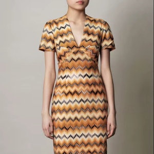 ชุดเดรสลายสก็อตฤดูร้อนขายส่ง กระโปรงยาวแม็กซี่ ชุดเซ็ต 1 ชิ้น เสื้อแขนสั้นไซส์ใหญ่สำหรับผู้หญิง - Product Image 1