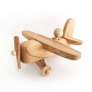 Modèle d'avion décoratif en bois finition antique pour collectionneurs, pièce maîtresse pour présentation sur table - Product Image 5