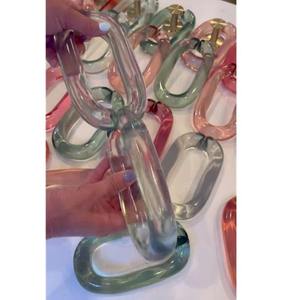 Maillons de chaîne en résine personnalisables de grande taille, transparents et multicolores, avec un design élégant d'ange disponible - Product Image 2