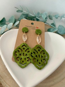 Pendientes de Resina para Uso Diario, Cómodos y Ligeros, Precio de Fábrica al por Mayor - Product Image 4