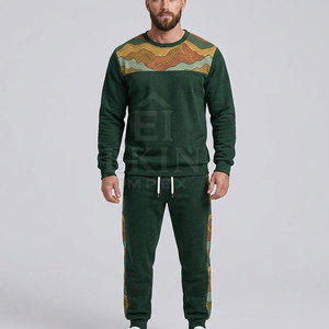 Conjunto de Sudadera con Estampado de Alta Calidad con Gráficos Modernos y Tela Suave para Moda Casual Urbana - Product Image 3