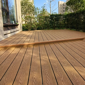 Planche de terrasse en composite bois-plastique de première génération, <span class=keywords><strong>couleur</strong></span> <span class=keywords><strong>teck</strong></span>, gaufrée 3D, pour usage extérieur - Product Image 2