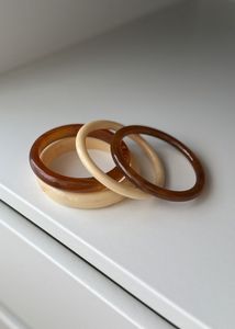 กำไลเรซิ่นดีไซน์ทันสมัยสไตล์มินิมอล งานแฮนด์เมดคุณภาพพรีเมียม - Product Image 3
