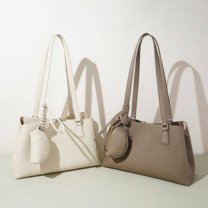 Sacs en cuir pour femmes en gros, sacs fourre-tout en cuir véritable, logo personnalisé, marque privée, faible MOQ, fourniture - Product Image 5