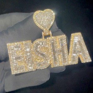 Colgante de Letra Personalizada con Incrustaciones de Moissanita, Bañado en Rodio, con Engaste de Corazón, de Lujo, Unisex, Estilo Hip Hop - Product Image 1