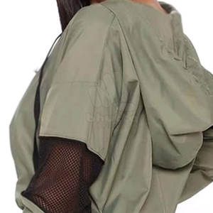 Ensemble short et veste coupe-vent élégant et décontracté pour femme, avec capuche, coupe-vent, respirant, écologique, pour l'entraînement quotidien - Product Image 3