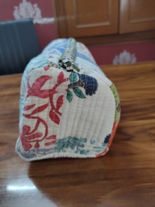 Corn husk clutch pouch Durable makeup pouch wholesale Soft portable cosmetic bag Lightweight puffer bag handle gift for her - Product Image 4