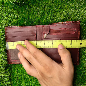 Elegant Burgundy Alligator Embossed Leather Men,s Bifold <b>Wallet</b> Stylish Multi Slot Card <b>Holders</b> With Zipper Pocket And ID Window - Product Image 4