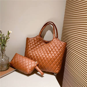 Women's Luxury <b>Leather</b> Quilted Tote <b>Bag</b> Polyester <b>Soft</b> Shoulder Handbag Large Capacity Birthday Fashion Purse for Everyday - Product Image 2