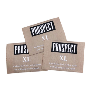 Étiquette tissée à coupe droite, design personnalisé, logo d'entretien, étiquette tissée pour le cou avec taille personnalisée - Product Image 1