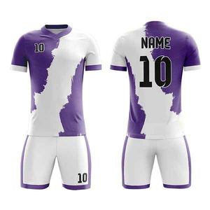 Maillot de football rétro classique personnalisable en coton 100% respirant de haute qualité à manches courtes et col en V avec nom d'équipe personnalisé - Product Image 1