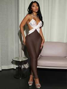 จั๊มสูทผ้าซาตินทูโทนสำหรับผู้หญิงแบบผูกด้านหน้าและเปิดหลังพร้อมสายไขว้ - Product Image 3