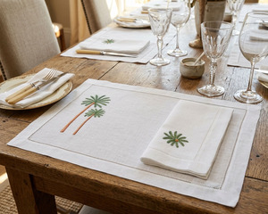 Juego de Manteles Individuales y Servilletas de Lino Bordado con Diseño de Palmeras, Manteles Individuales Cuadrados de Lino Reutilizables, Decoración Mediterránea para el Hogar - Product Image 3
