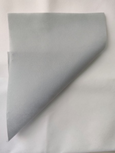 Tissu non tissé gris de qualité supérieure 100 GSM, spunbond, 100% polypropylène, uni, écologique, pour emballage médical, en rouleau - Product Image 2