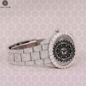 Montre de luxe en moissanite de qualité supérieure pour homme, style hip-hop, entièrement sertie de diamants, en acier inoxydable, étanche, bijoux de fête, disponible à la vente - Product Image 2