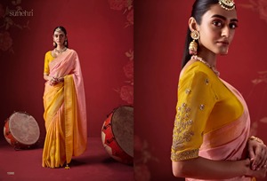 Le Saree en crêpe de soie douce Royal Edit Dola avec tissage Zari |   Sari Ombre Designer avec Blouse en Soie Ornée de Cutdana et de Perles |   Premium - Product Image 3