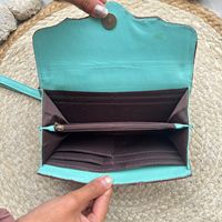 Tas Dompet Kulit Sapi Asli Buatan Tangan dengan Tali Pergelangan Tangan, Motif Bunga Elegan, Desainer, untuk Wanita, Expo Maret 2026