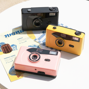 Cámara de Fotos Compacta Reutilizable de 35 mm, Funciona con Pilas AA, Enfoque Fijo Automático, Fabricada en Plástico en China, Regalo Promocional para Bodas, Amarillo, Negro, Rosa - Product Image 1