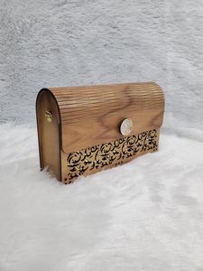 Pochette en bois écologique faite à la main avec motif floral découpé pour cadeaux de mariage et cadeaux pour la fête nuptiale - Article cadeau créatif moderne - Product Image 2