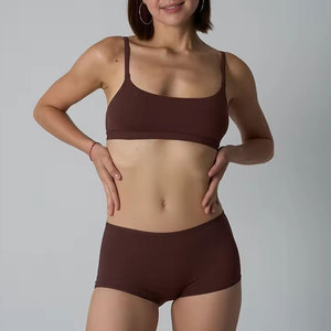 Ensemble de lingerie sans couture en jersey marron pour femme, comprenant une bralette et des culottes taille haute, à maintien léger, lavable en machine - Product Image 1