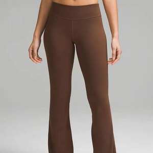 New Design 2026 Super High Waist Soft Yoga <b>Leggings</b> for Women Custom Feels Sublimation Sports <b>Legging</b> Pants Ladies OEM Service - Product Image 1