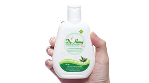 Lavado femenino de té verde de alta calidad, 100ml, equilibrio de pH a base de hierbas, desodorante refrescante, cuidado Natural antibacteriano, uso diario suave - Product Image 3