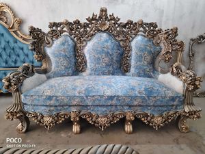 Fauteuil royal antique de luxe en bois sculpté avec revêtement en tissu pour salon au meilleur prix - Product Image 2