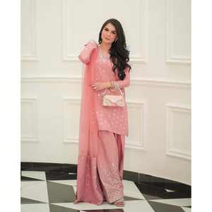 Mono de Fiesta de Diseñador con Parte Superior e Inferior y Hermoso Dupatta para un Atuendo Elegante - Product Image 5